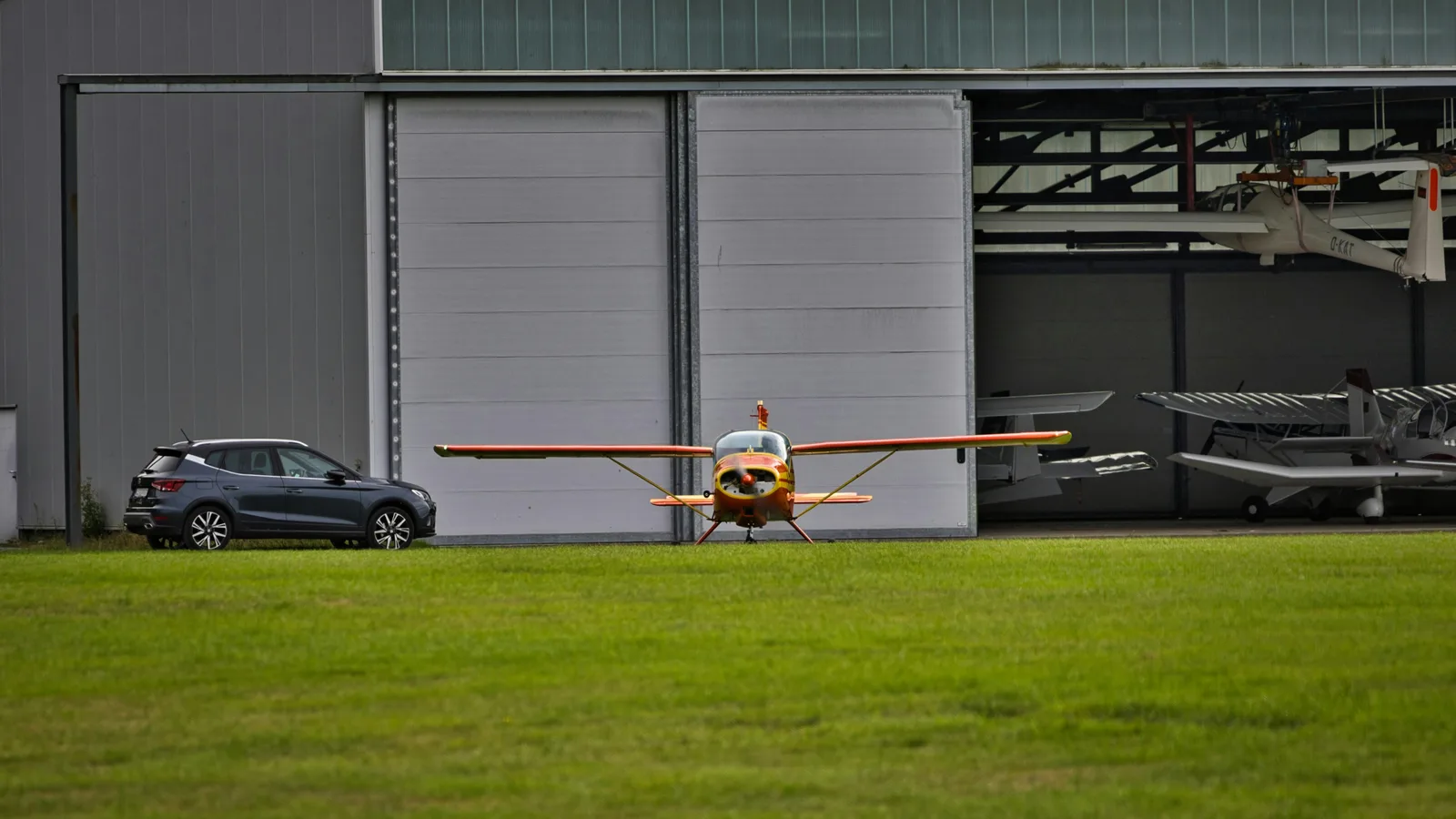 Exeter Airport (EXT)