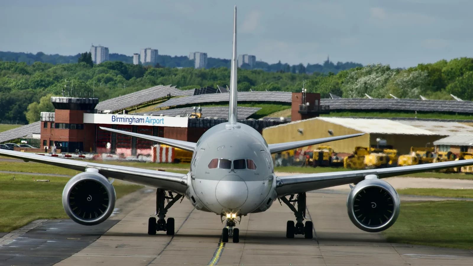 Birmingham Airport (BHX)